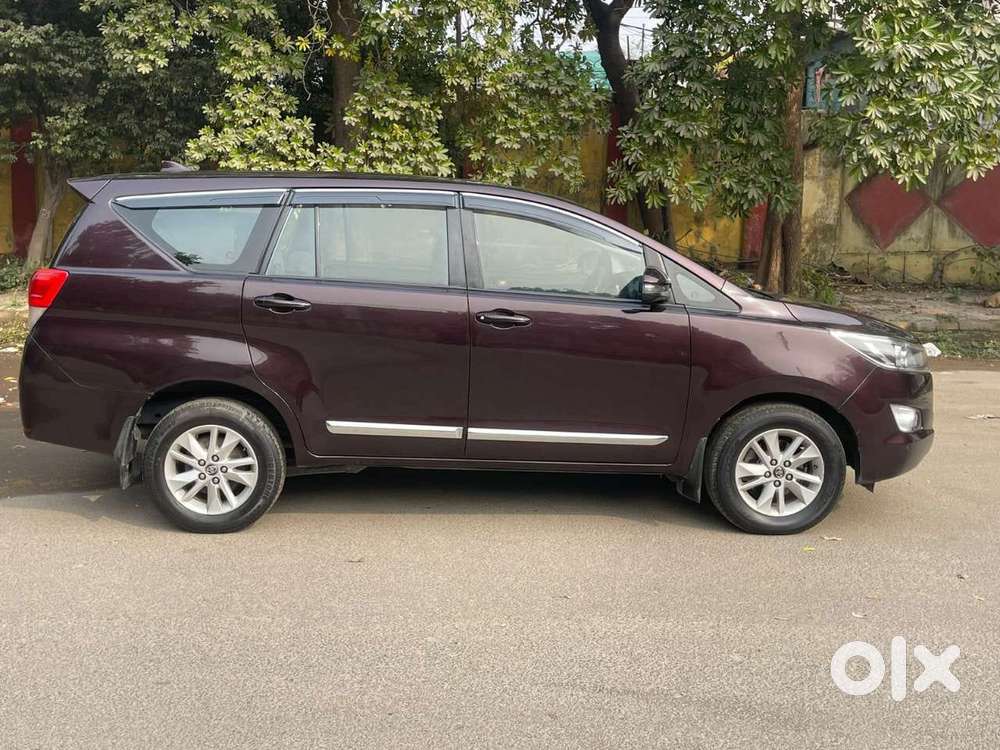 Toyota Innova Crysta 2.4 Gx Mt, 2019