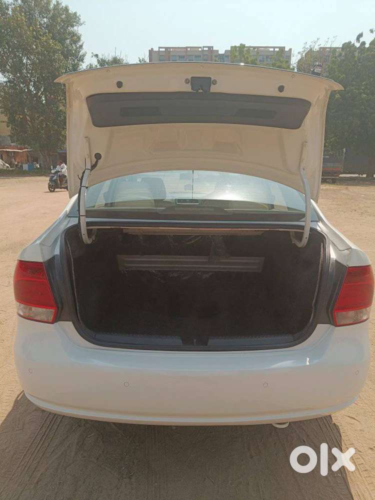 Volkswagen Vento 1.6 Highline Plus 16 Alloy, 2013, Diesel