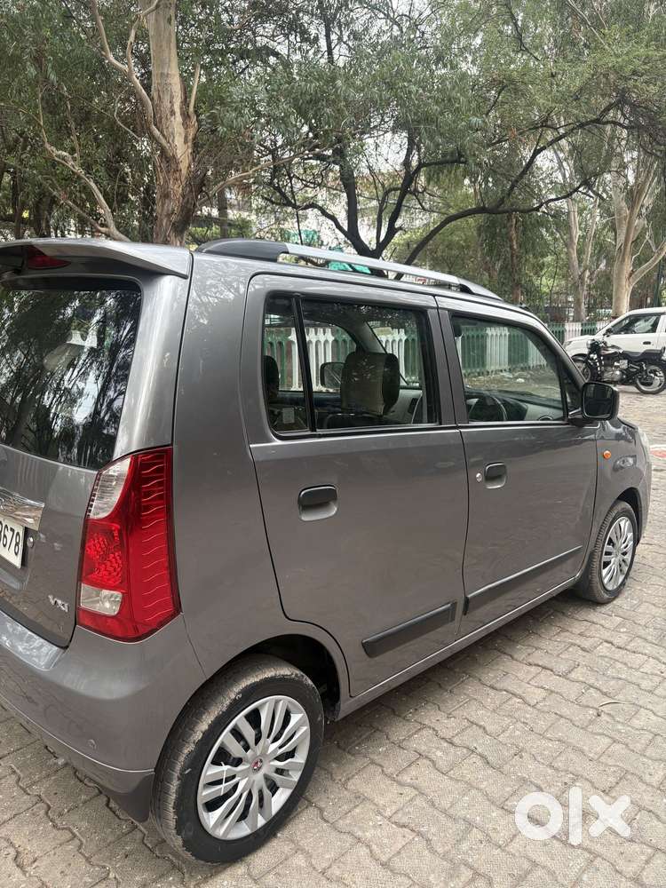 Maruti Suzuki Wagon R 1.2 Vxi, 2013, Petrol
