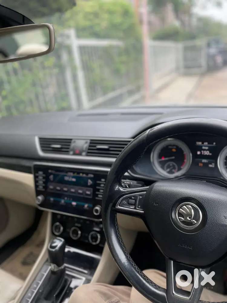 Skoda Superb 2018 Petrol Well Maintained