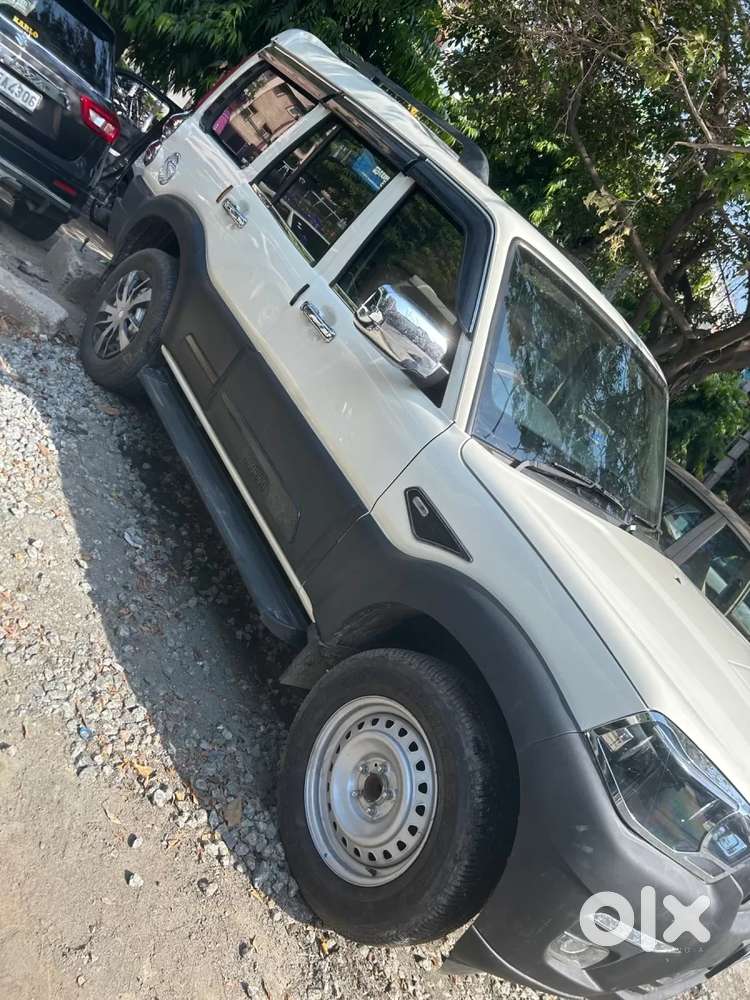 Mahindra Scorpio, 2016, Diesel