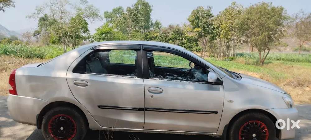 Toyota Etios Cross 2016