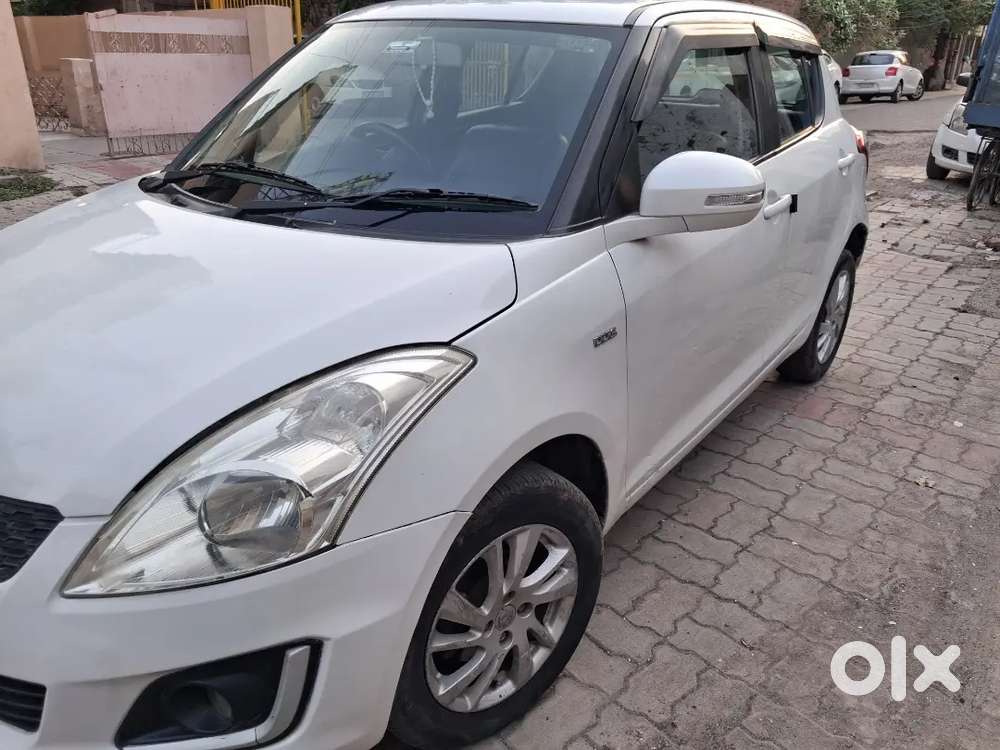 Maruti Suzuki Swift 2012 Diesel 93000 Km Driven