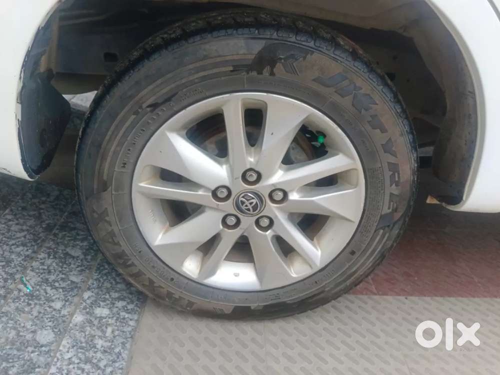 Toyota Innova Crysta 2.4 V 7 Str, 2017, Diesel
