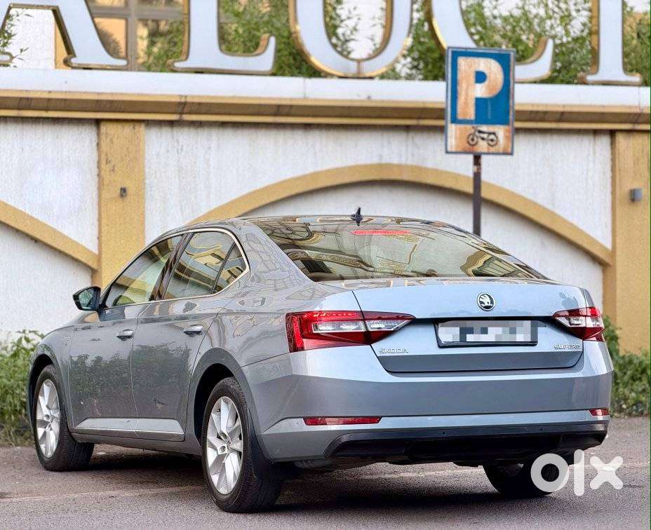 Skoda Superb 2.0 Tsi At L&k, 2020, Petrol