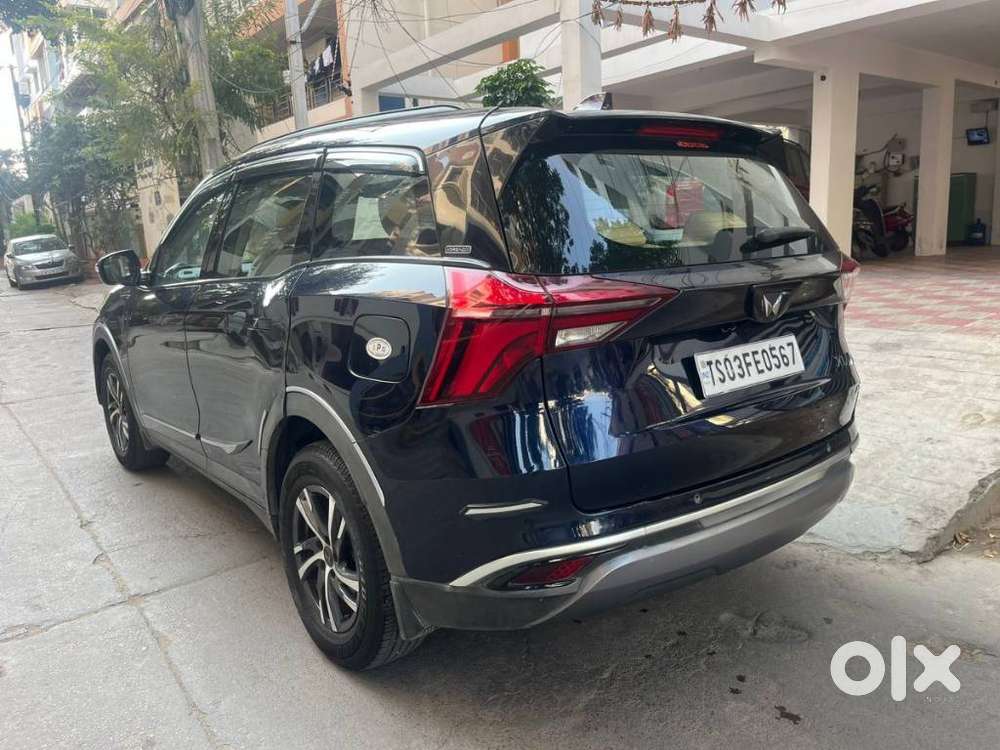 Mahindra Xuv700 2.0 Ax 5 Petrol Mt 7 Str, 2022, Petrol