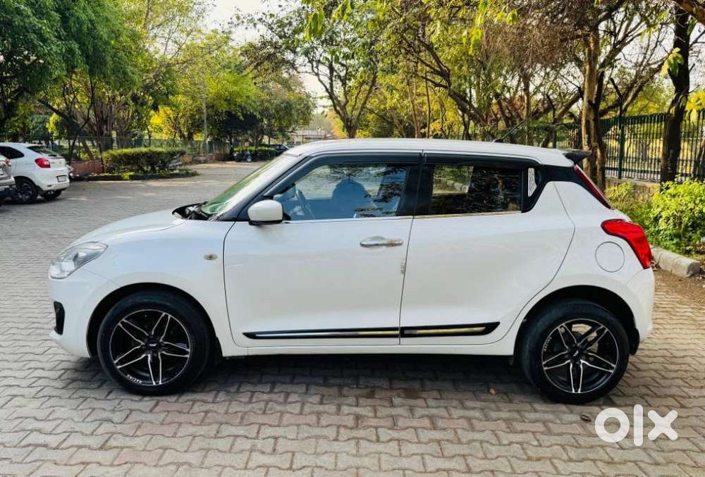 Maruti Suzuki Swift Lxi Optional-o, 2020, Petrol