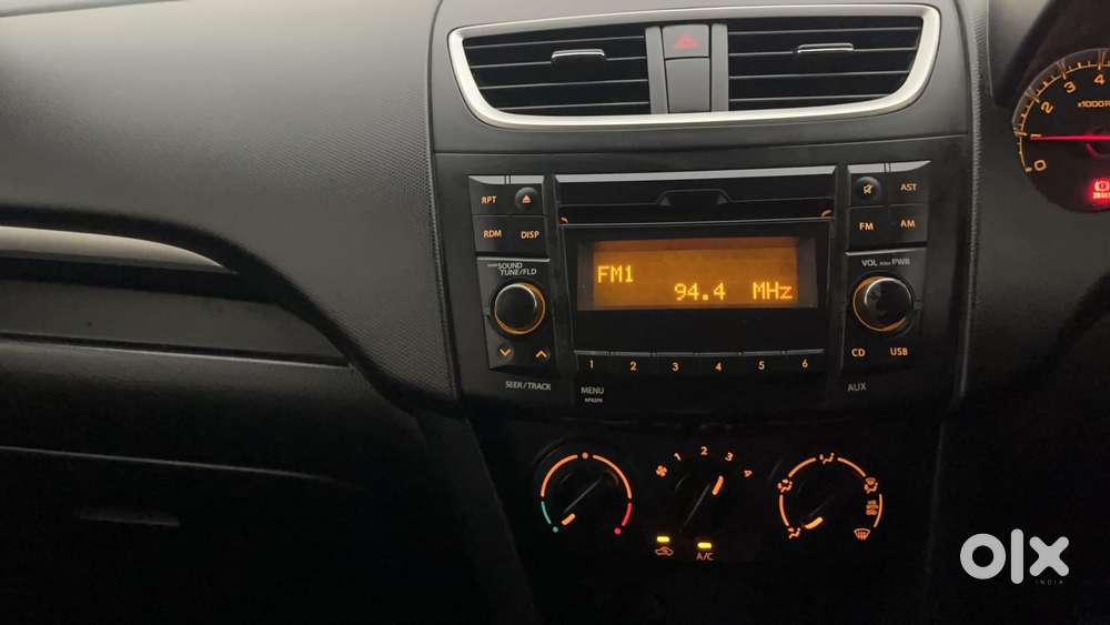 Maruti Suzuki Swift Vvt Vxi, 2015, Petrol