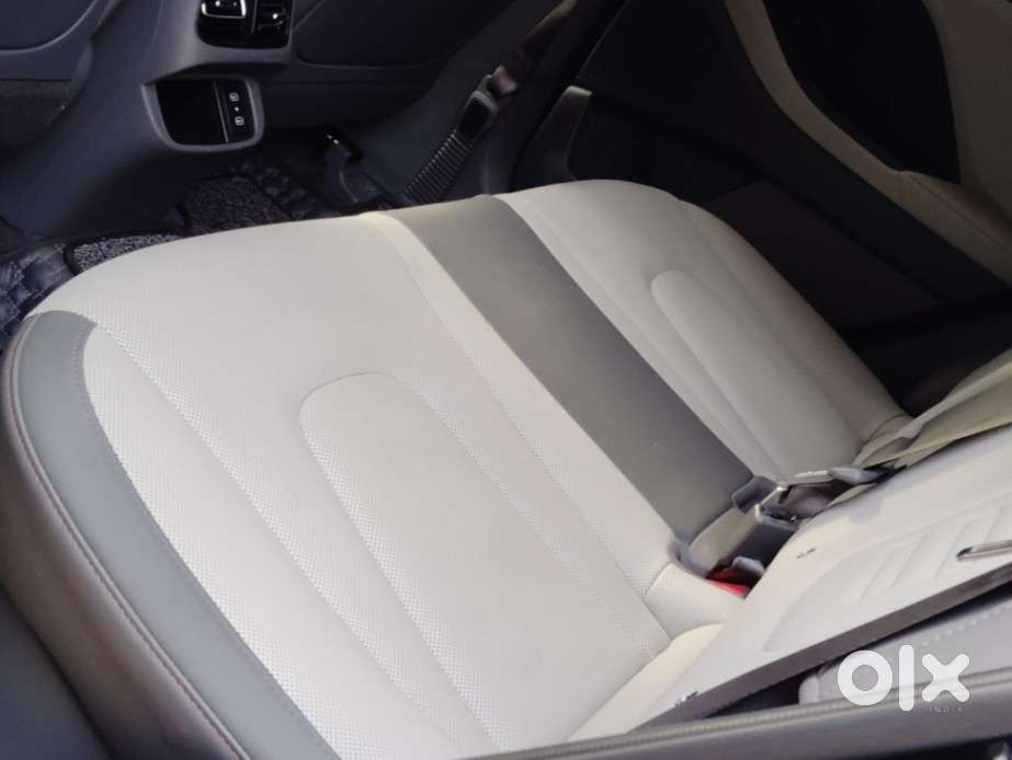 Hyundai Creta 1.5 Sx (o) Ivt Petrol, 2025, Petrol