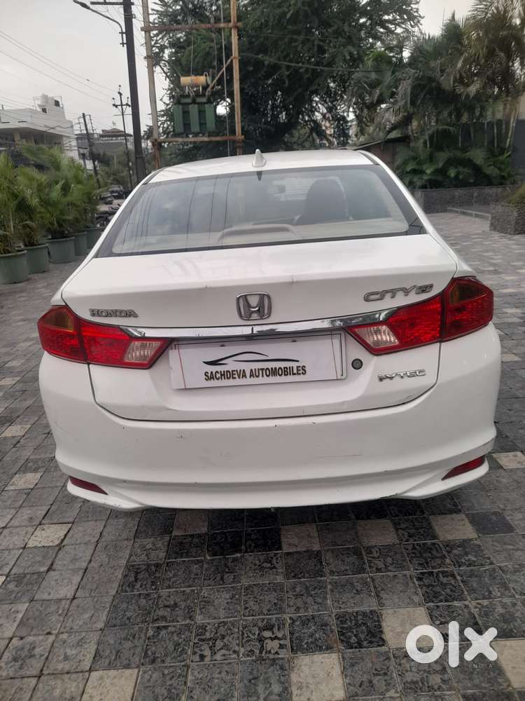 Honda City 1.5 V Cvt I-vtec Mt, 2016, Petrol