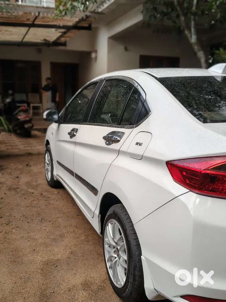 Honda City 2015 Diesel Well Maintained