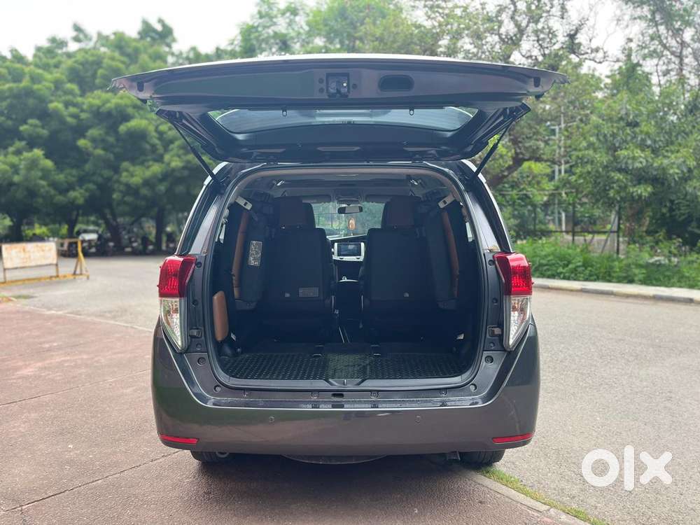 Toyota Innova Crysta 2.7 Zx At, 2018, Petrol