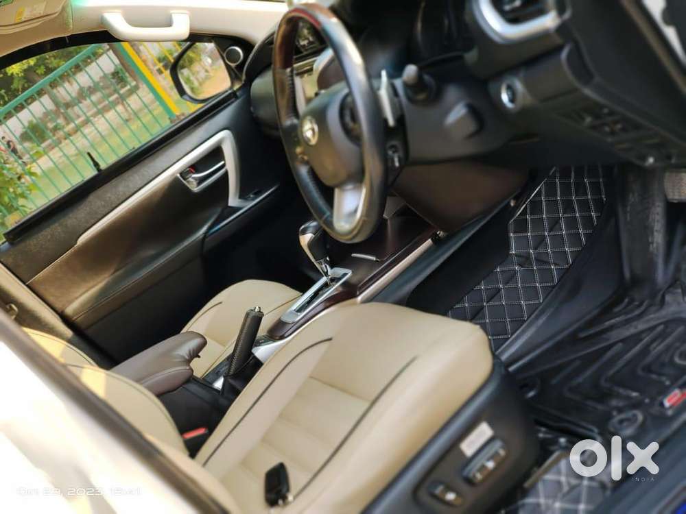 Toyota Fortuner Legender 2019