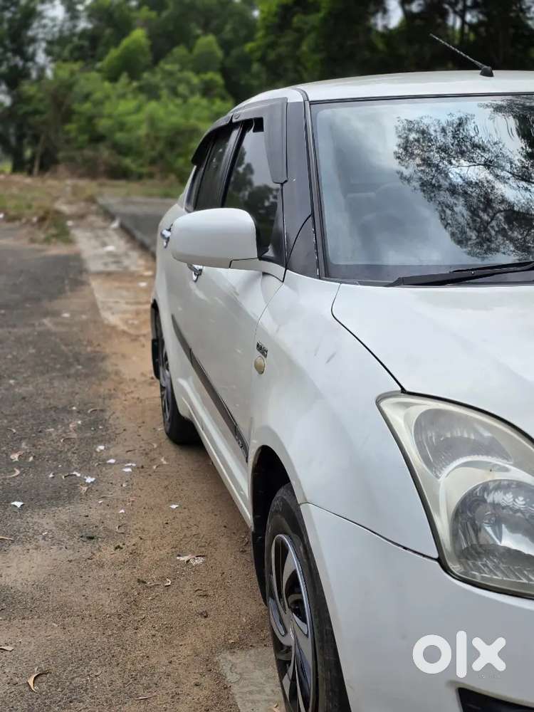 Maruti Suzuki Swift Dzire 2012 Diesel 134000 Km Driven