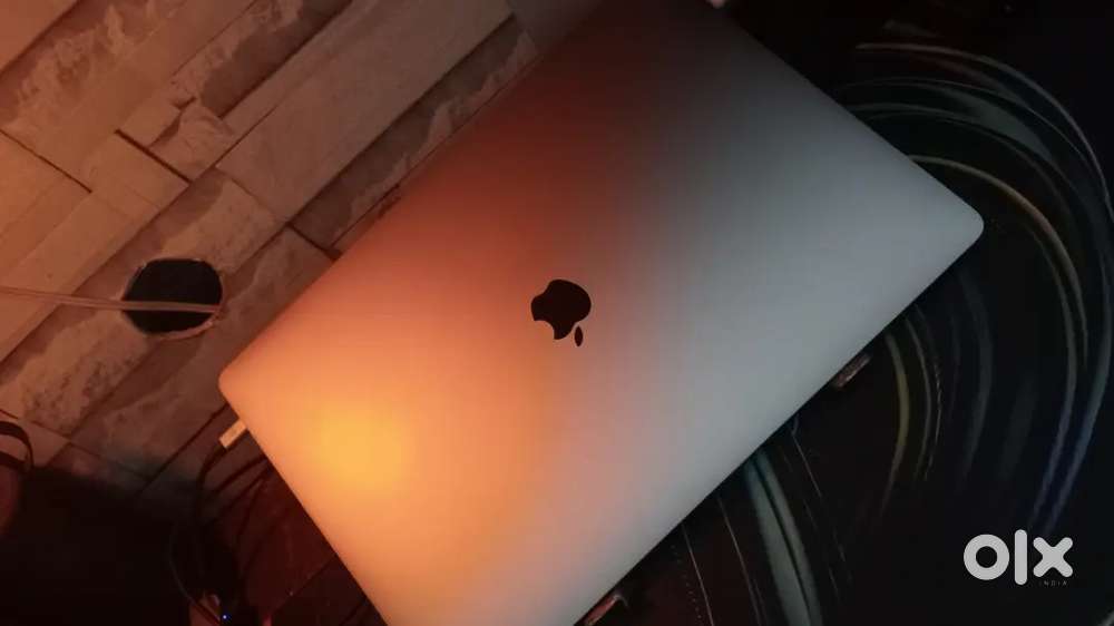 MacBook a2141