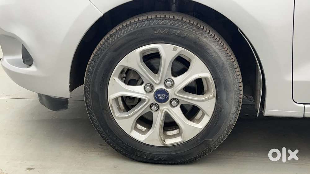 Ford Figo 2012-2015 Petrol Titanium, 2016, Petrol