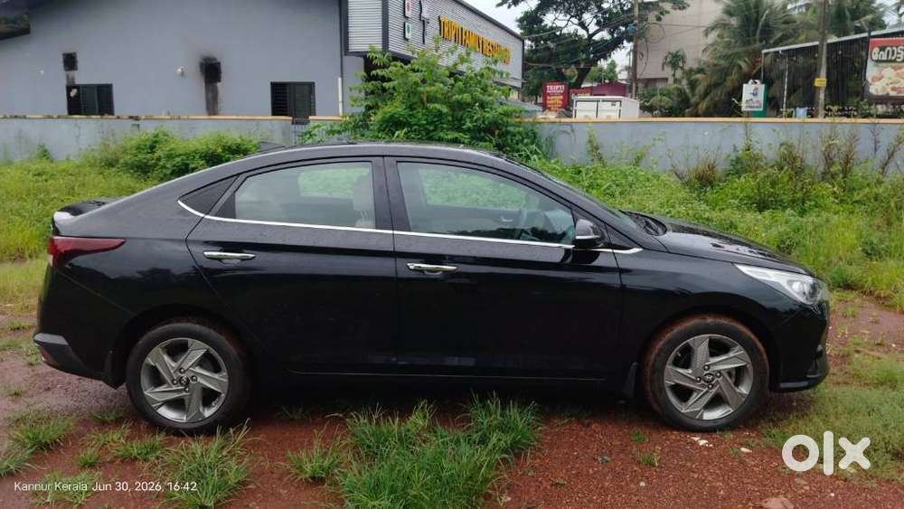 Hyundai Verna, 2022, Petrol