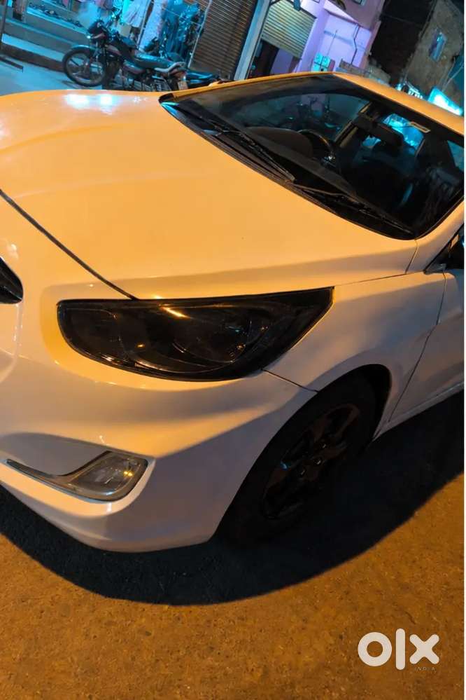Hyundai Verna 1.6 S 2012 No Neend To Spen 1 Rupees Also