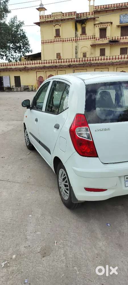 Hyundai I10 2012 Cng & Hybrids 87000 Km Driven