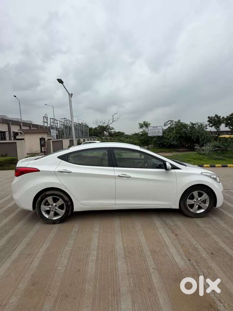 Hyundai Elantra, 2014, Diesel