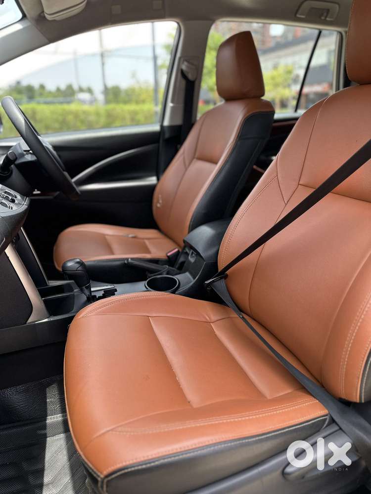 Toyota Innova Crysta 2.7 Gx At 8s, 2019, Diesel