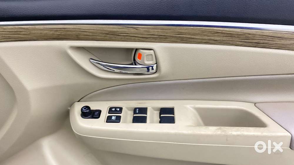 Maruti Suzuki Ciaz 1.5 Alpha Shvs Petrol, 2018, Petrol