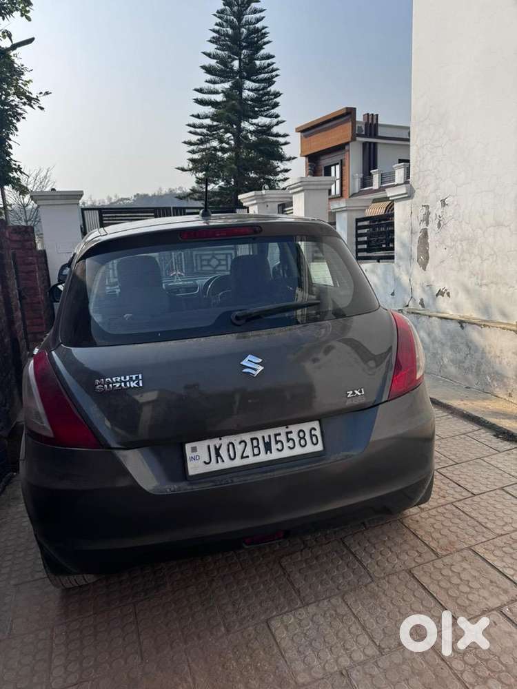 Swift Zxi Petrol 2017