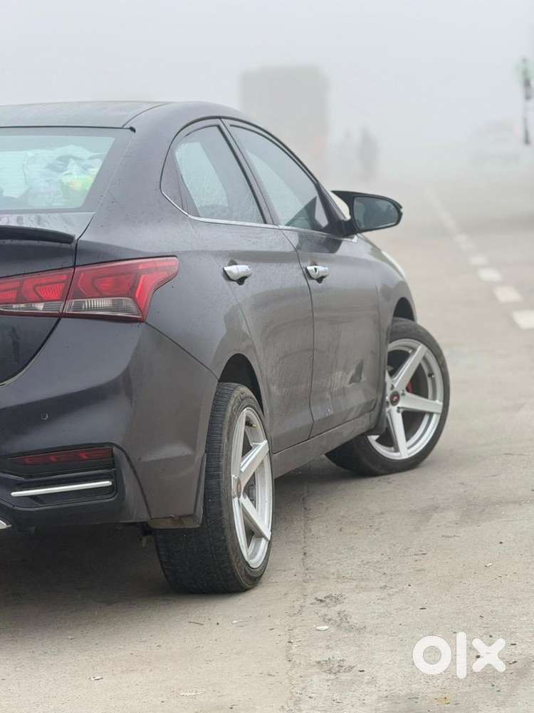 Hyundai Verna 2019 Petrol 32000 Km Driven