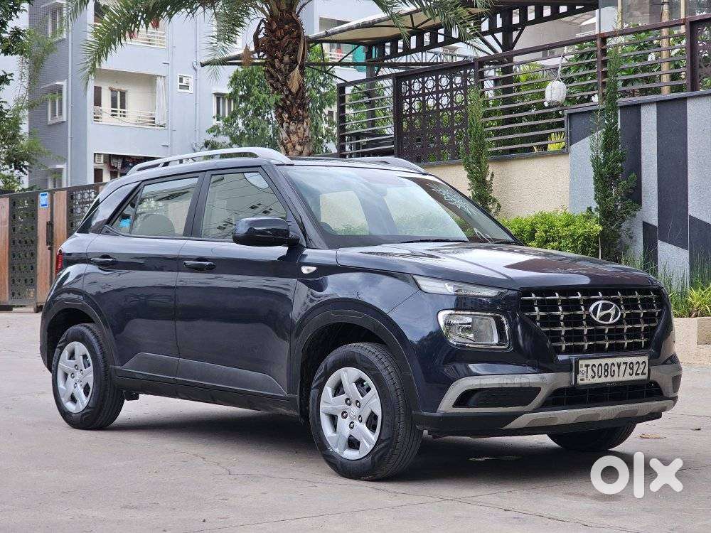 Hyundai Venue S 1.2 Petrol, 2020, Petrol