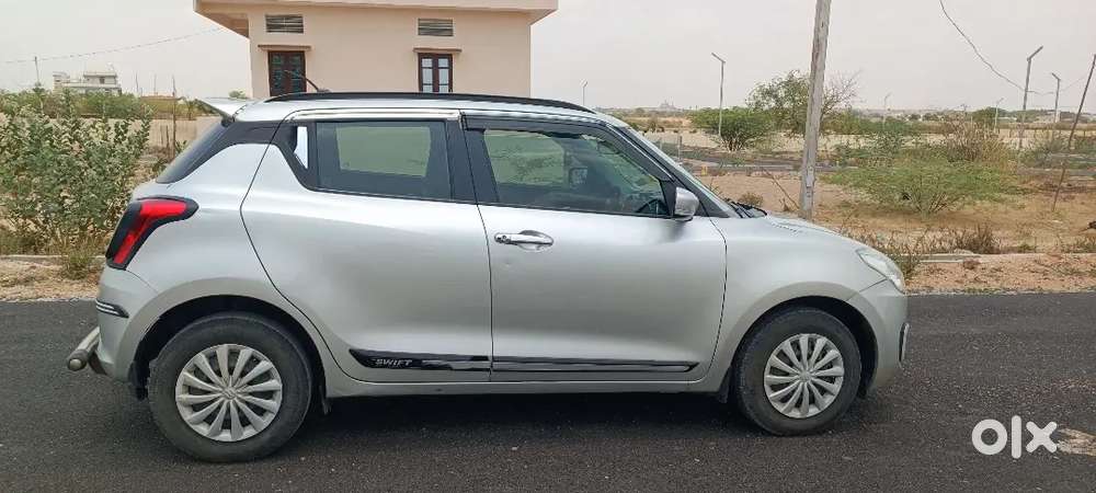Maruti Suzuki Swift Vxi
