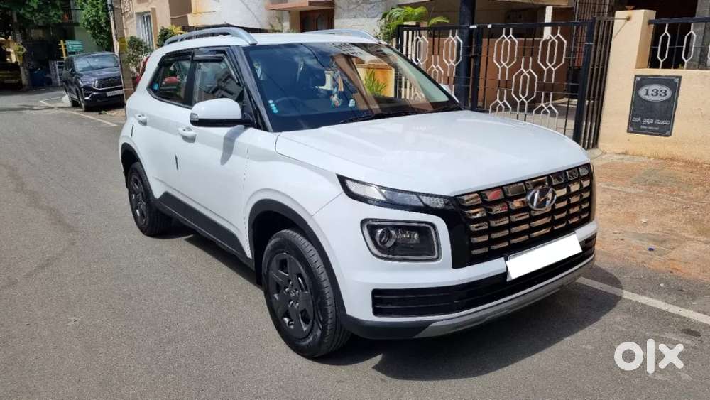Hyundai Venue 1.2 S (o), 2025, Petrol