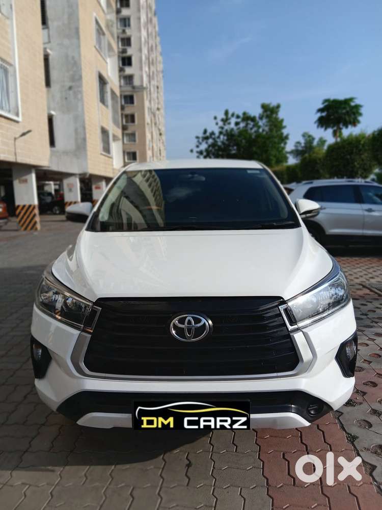 Toyota Innova Crysta 2.4 G Mt, 2022, Diesel