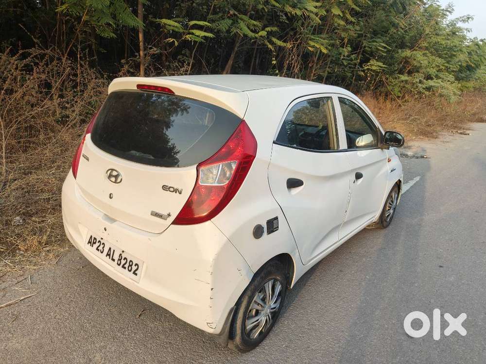Hyundai Eon Era. Single Owner And Non Tampered Odo Meter Reading.
