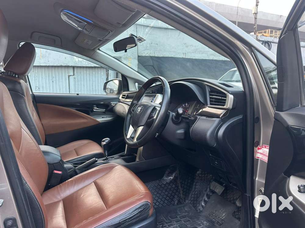 Toyota Innova Crysta 2.8z Automatic, 2017, Diesel