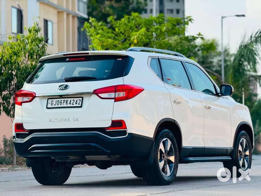 Mahindra Alturas G4, 2022, Diesel