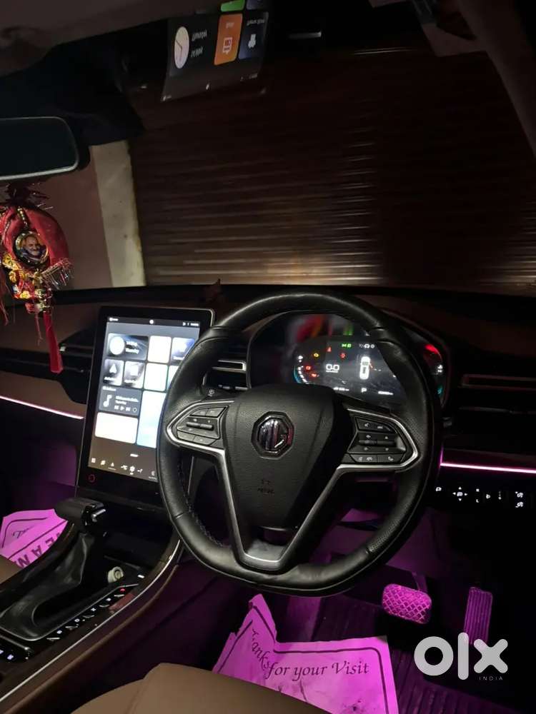 Mg Hector Plus Savvy Pro 7str