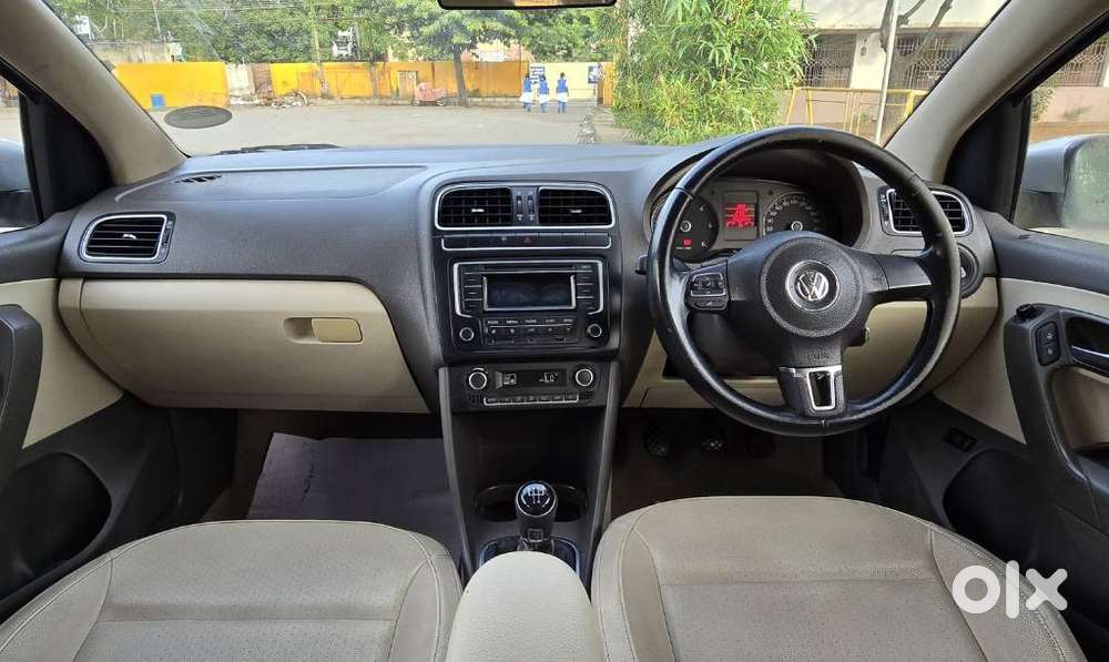 Volkswagen Vento Magnific 1.6 Highline, 2014, Diesel