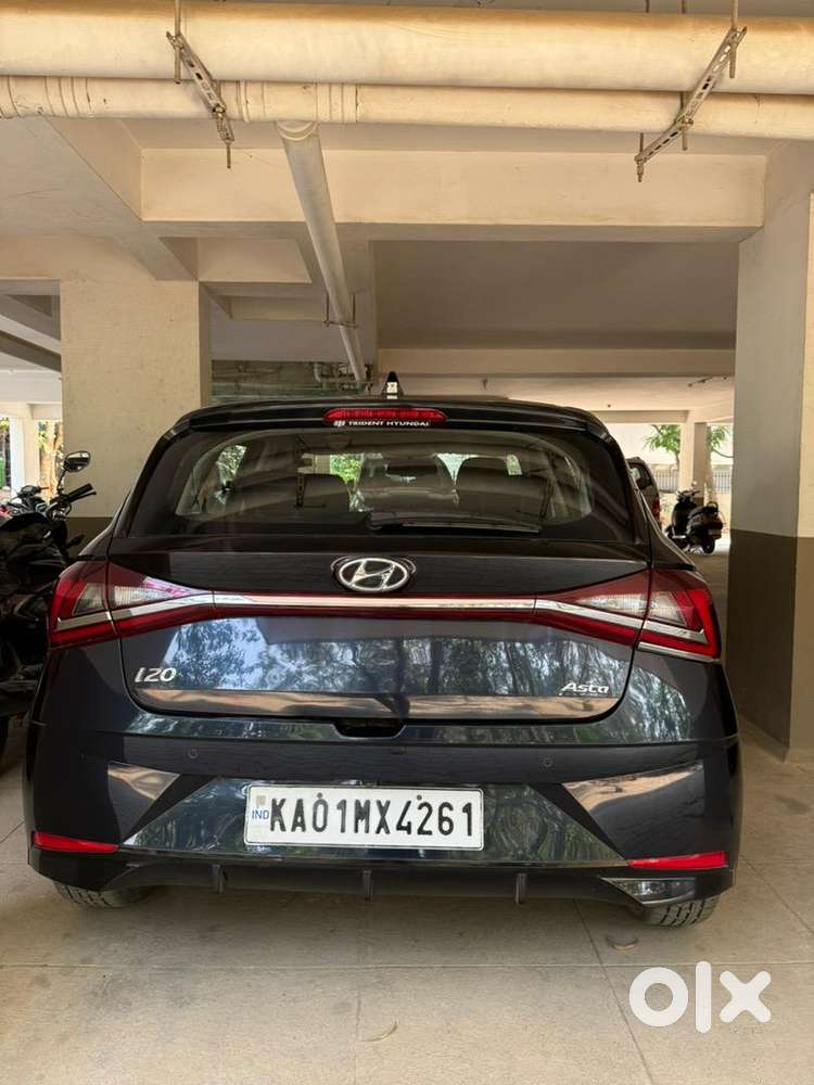 Hyundai New I20 Asta - Automatic - 2022 Petrol Well Maintained