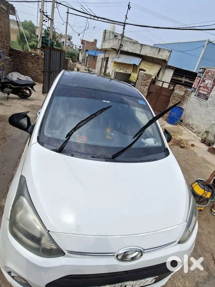 2015 Hyundai Xcent 1.2 पेट्रोल कार