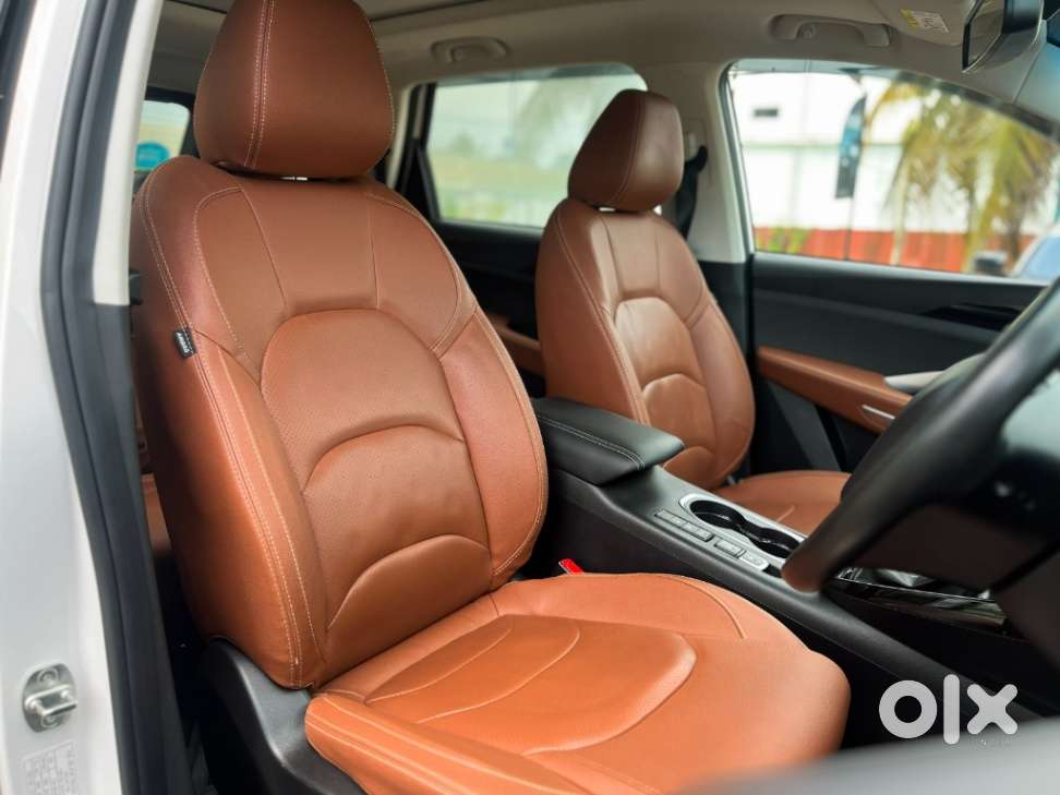 Mg Hector Plus, 2021, Petrol