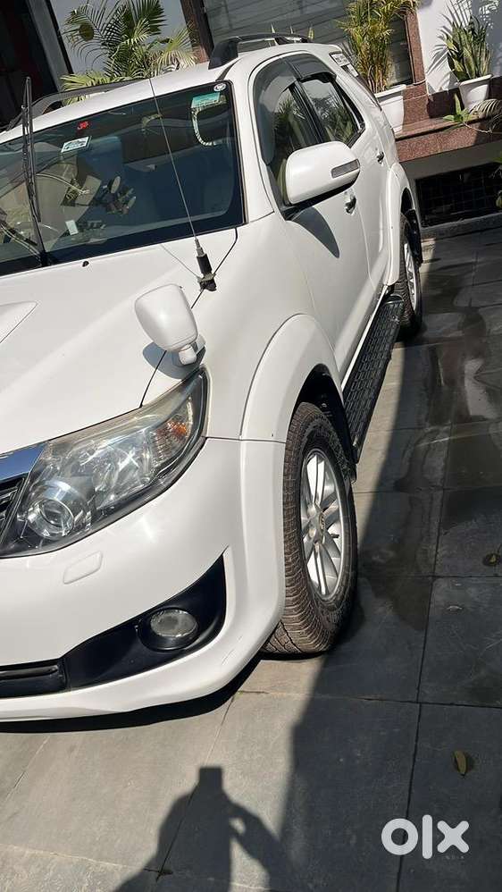 Single Owner Toyota Fortuner 4x4 Mt