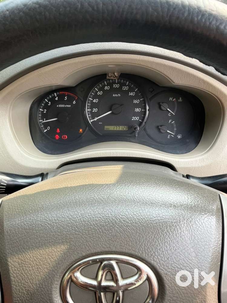 Toyota Innova Diesel 2013