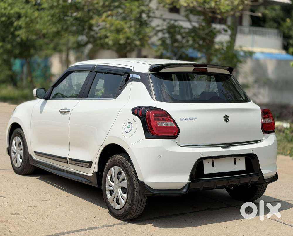 Maruti Suzuki Swift Vxi Ags, 2022, Petrol