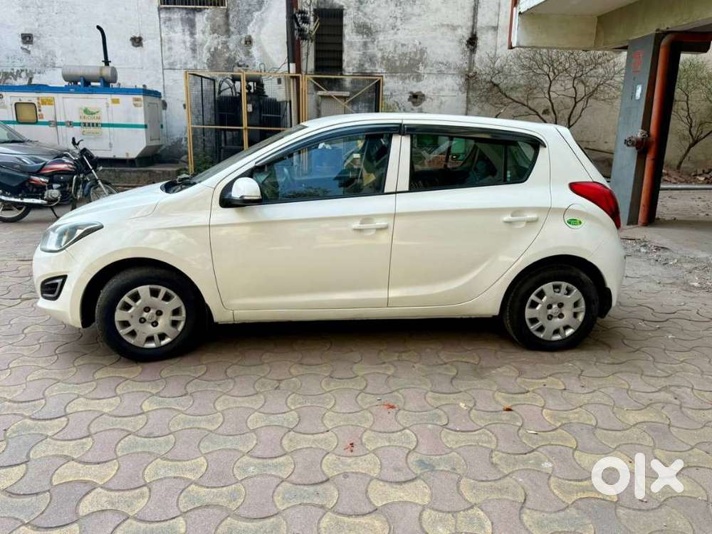 Hyundai I20 Magna Optional 1.2, 2013, Petrol