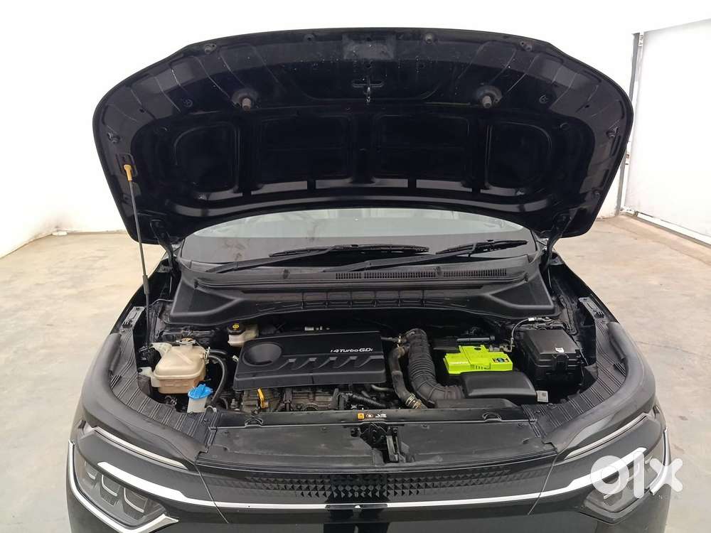 Kia Carens 1.4 Luxury Plus Dct 7 Str, 2022, Petrol
