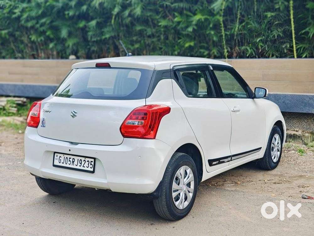 Maruti Suzuki Swift Vxi + Manual, 2020, Petrol