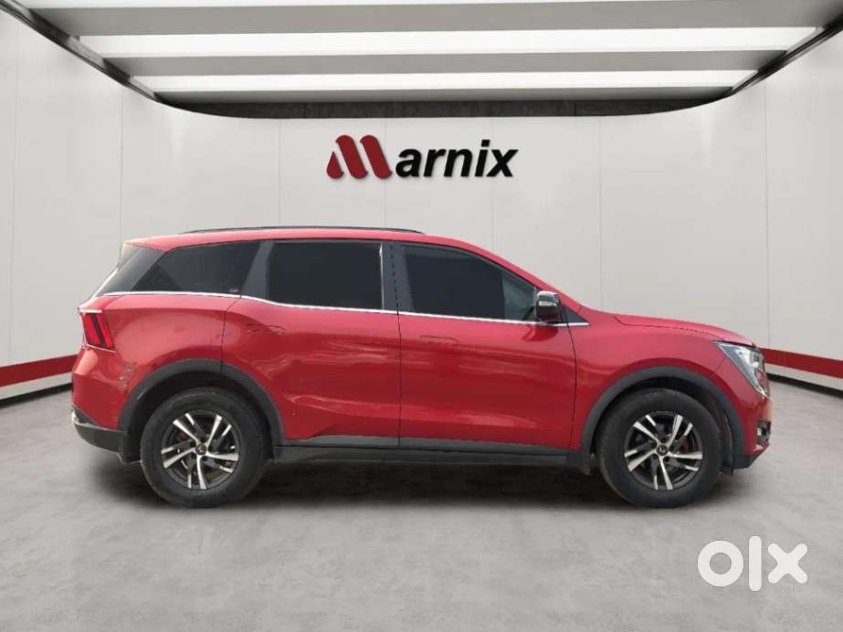 Mahindra Xuv700 2.0 Ax 5 Petrol At Str, 2022, Petrol