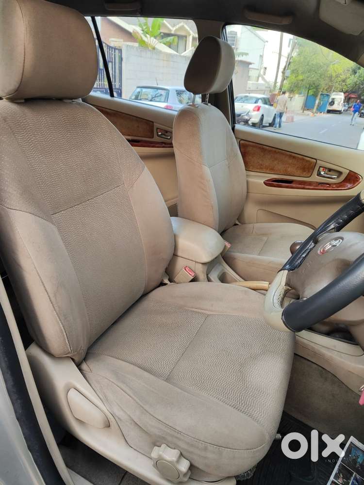 Toyota Innova 2.5 Vx 8 Str Bs-iii, 2008, Diesel