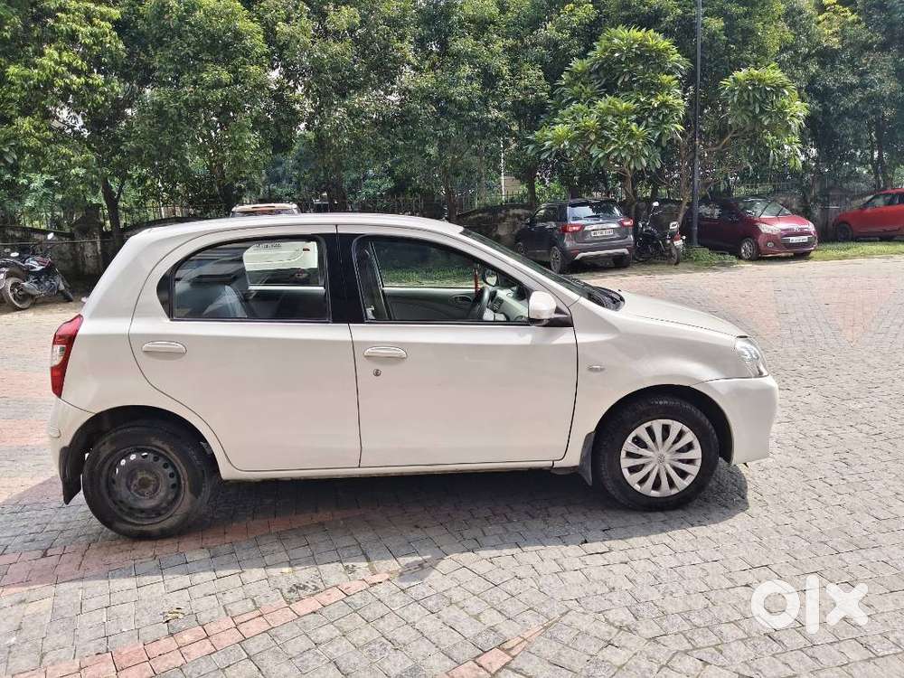 Toyota Etios Liva Gd Diesel 2014  1st Owner  Toyota Service History