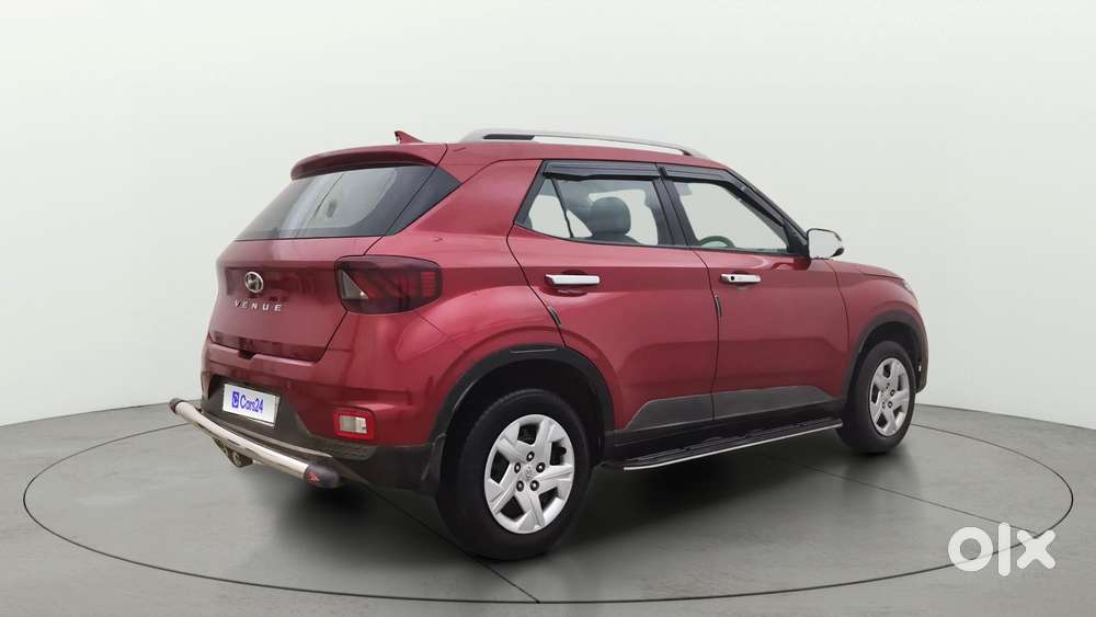 Hyundai Venue 1.2 S Plus, 2021, Petrol